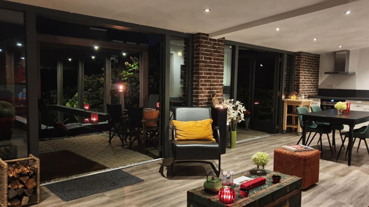 Downtown Hideaway, B&B Grand Deluxe Eindhoven Eksteriør billede