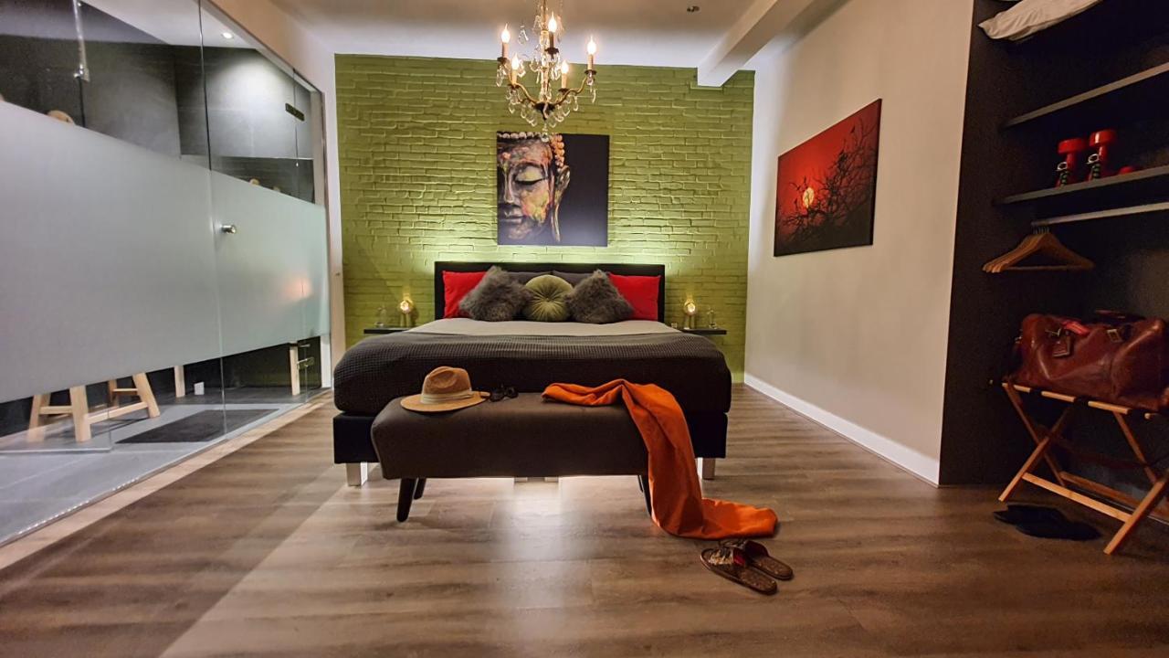 Downtown Hideaway, B&B Grand Deluxe Eindhoven Eksteriør billede